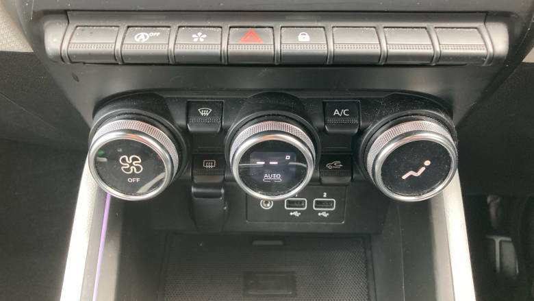 Renault Clio 1.0 TCe 90 S Edition 5dr Petrol Hatchback